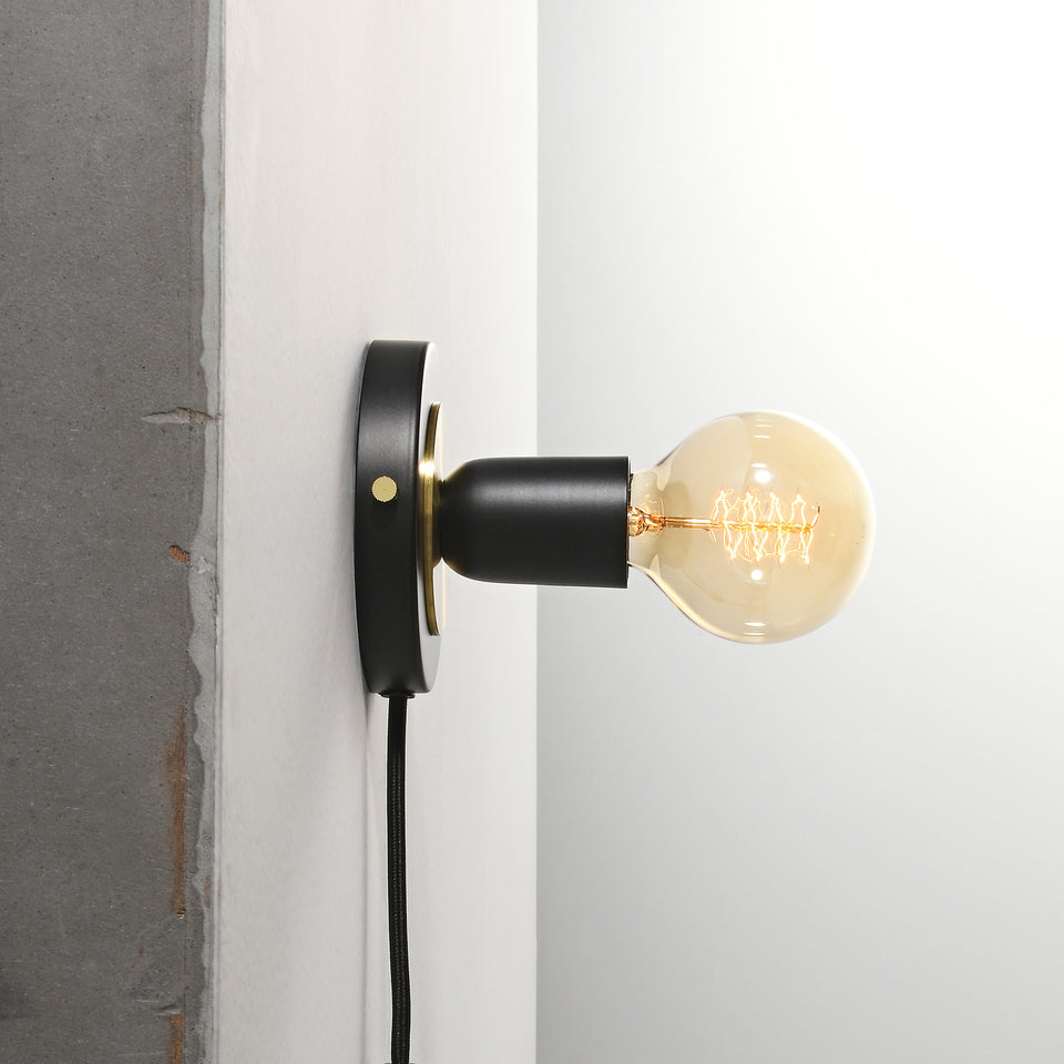 Luna Plug In Wall Sconce - Black/Gold