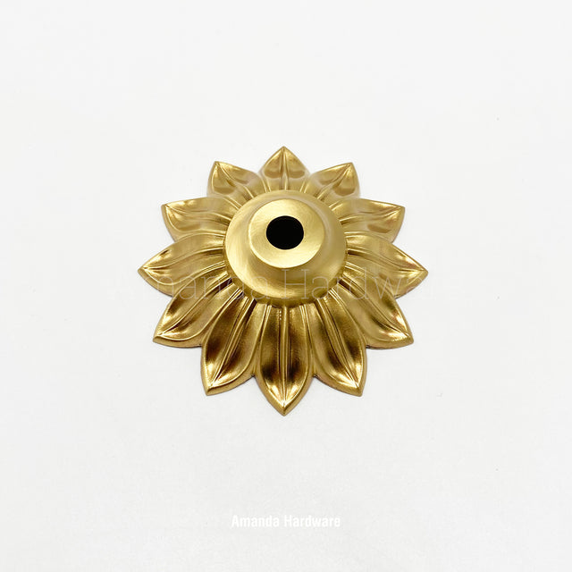 Lacquered Brass Floral Petal Hook - 3.5in