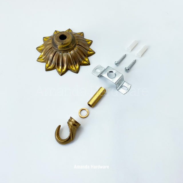 Floral Petal Hook - Brass