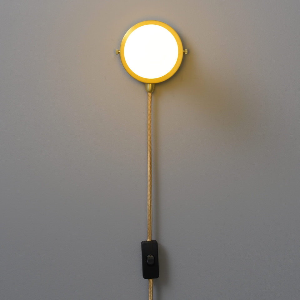 Simple Ring Plug In Wall Sconce - Brushed Gold