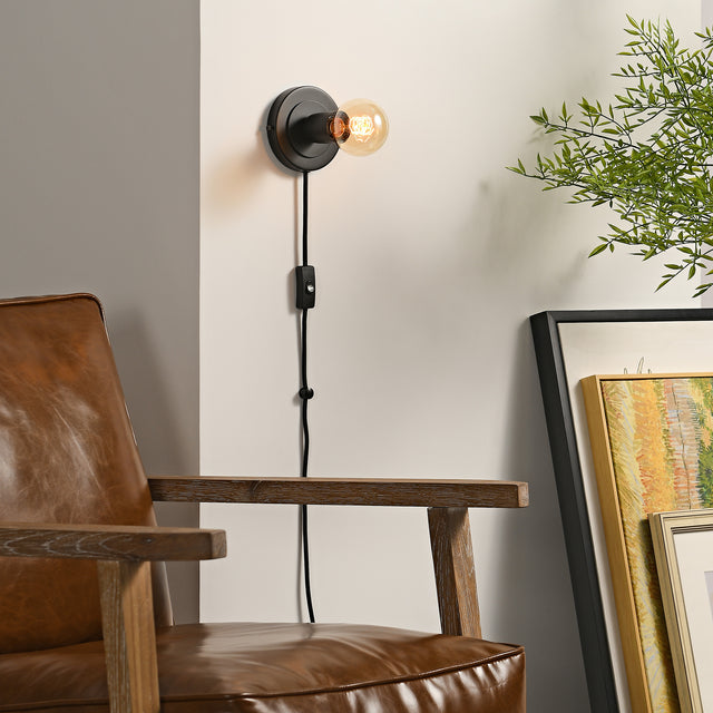 Luna Plug In Wall Sconce - Black